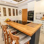 Larch House * 펜리스