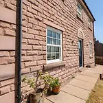 펜션 Larch House *