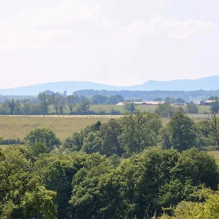 בית נופש Larch House פנרית'