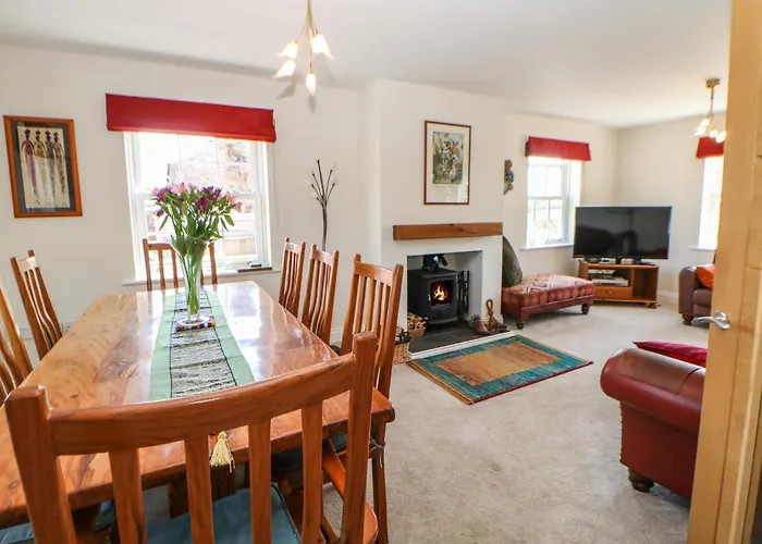 Larch House بيت للعطل *