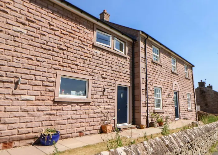 Larch House * بنريث