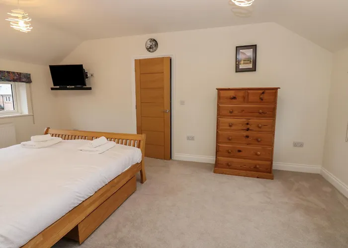 بيت للعطل Larch House